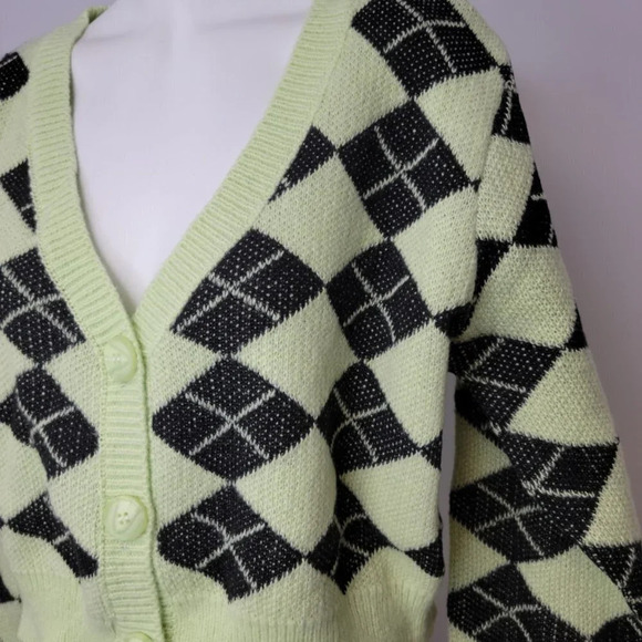 SHEIN Crop Cardigan - Picture 3 of 7